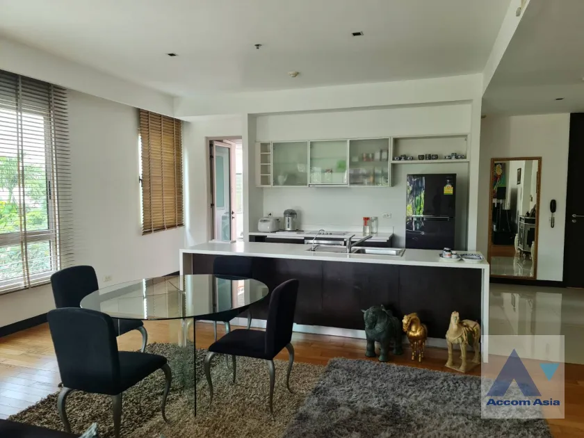 unit 3 Bedrooms  Condominium For Sale in Sathorn, Bangkok  near BRT Thanon Chan (AA45828)