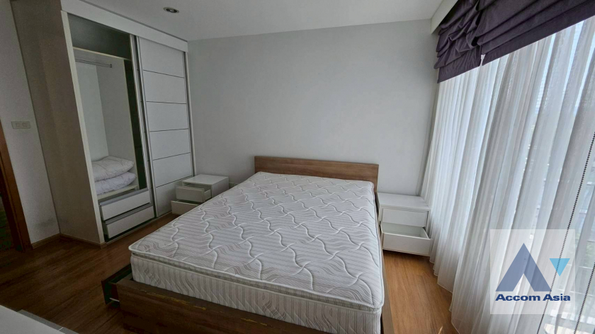 14  2 br Apartment For Rent in Ploenchit ,Bangkok BTS Chitlom at Apartment Steps from Lumpini Park AA45829