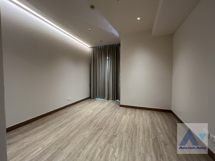 6  4 br Condominium For Rent in Ploenchit ,Bangkok BTS Ploenchit at Athenee Residence AA45830