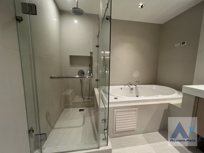 12  4 br Condominium For Rent in Ploenchit ,Bangkok BTS Ploenchit at Athenee Residence AA45830