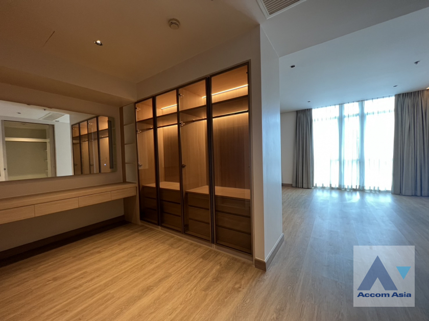 8  4 br Condominium For Rent in Ploenchit ,Bangkok BTS Ploenchit at Athenee Residence AA45830