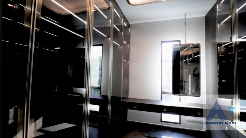 10  3 br House For Rent in Latkrabang ,Bangkok  at The City Rama 9-Krungthep Kreetha AA45833