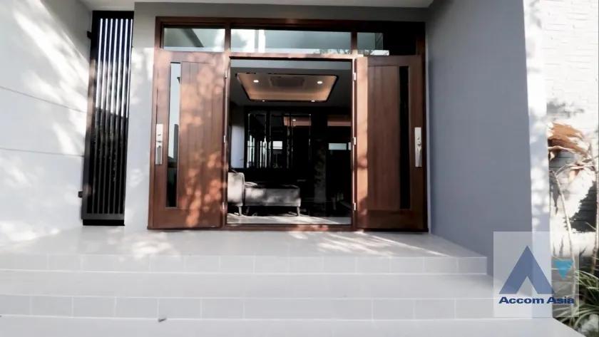 13  3 br House For Rent in Latkrabang ,Bangkok  at The City Rama 9-Krungthep Kreetha AA45833