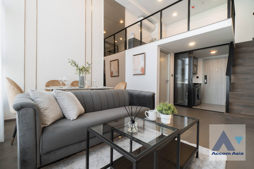 4  2 br Condominium For Rent in Silom ,Bangkok  at Park Origin Chula Samyan AA45835