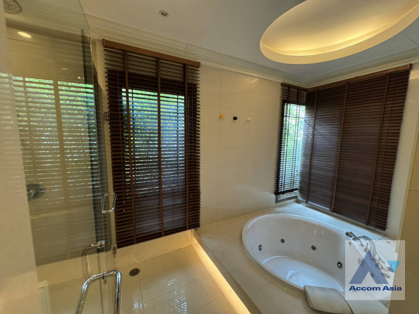 22  4 br House For Rent in Sathorn ,Bangkok BTS Saint Louis - BRT Thanon Chan at Exclusive Resort Style Home  AA45837