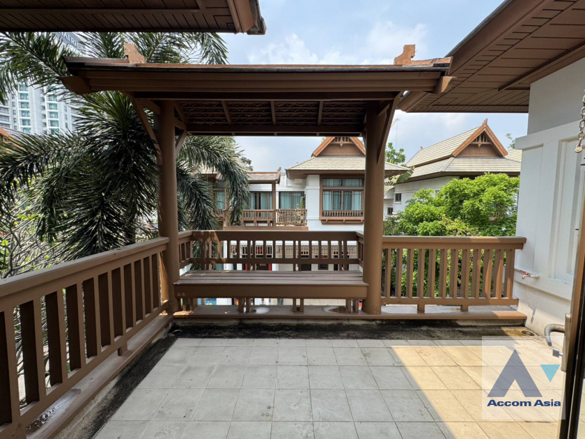 27  4 br House For Rent in Sathorn ,Bangkok BTS Saint Louis - BRT Thanon Chan at Exclusive Resort Style Home  AA45837