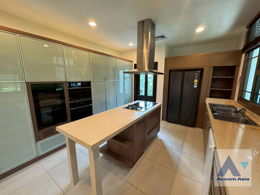 9  4 br House For Rent in Sathorn ,Bangkok BTS Saint Louis - BRT Thanon Chan at Exclusive Resort Style Home  AA45837