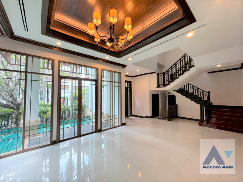 5  4 br House For Rent in Sathorn ,Bangkok BTS Saint Louis - BRT Thanon Chan at Exclusive Resort Style Home  AA45837