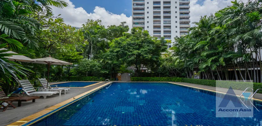 unit 3 Bedrooms  Apartment For Rent & Sale in Sathorn, Bangkok  near MRT Lumphini - BTS Sala Daeng (AA45838)