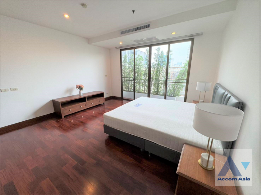 12  2 br Apartment For Rent in Sathorn ,Bangkok BRT Thanon Chan at Spacious Residence Situated on Chan Road AA45840