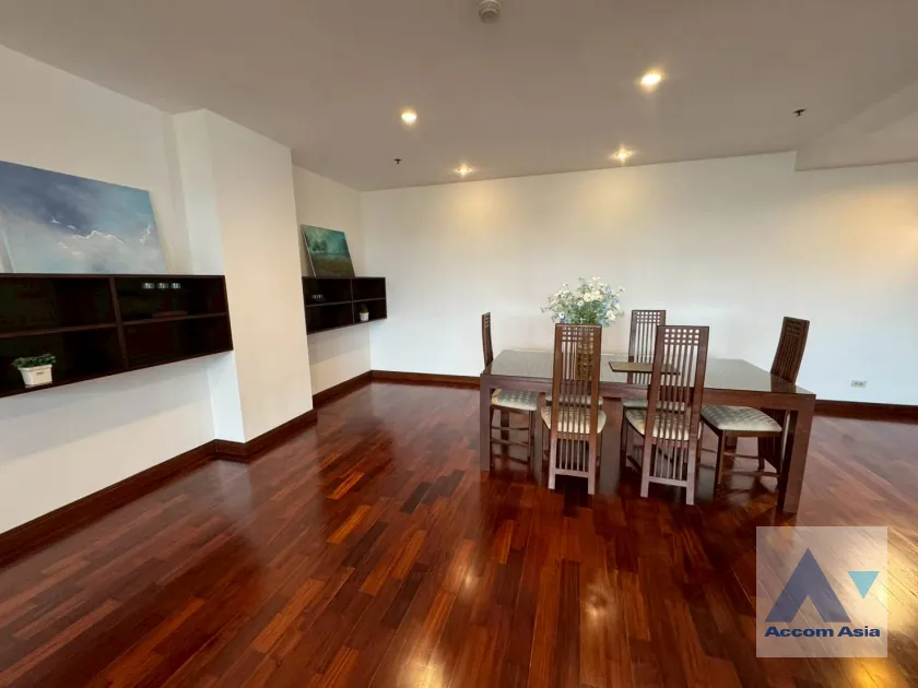 unit 2 Bedrooms  Apartment For Rent in Sathorn, Bangkok  near BRT Thanon Chan (AA45840)