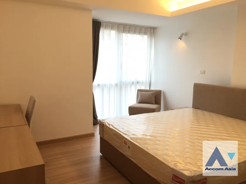  1  2 br Apartment For Rent in Sukhumvit ,Bangkok BTS Phrom Phong at A Cozy Low-Rise Residence 6 Mins Walk From BTS AA45841
