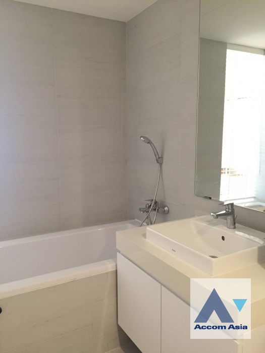 6  2 br Apartment for rent and sale in Sukhumvit ,Bangkok BTS Phrom Phong at A Cozy Low-Rise Residence 6 Mins Walk From BTS AA45842