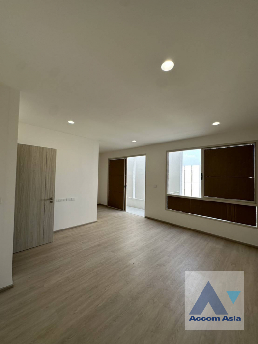 8  3 br House For Rent in Krungthep Kreetha ,Bangkok  at Nue Verse Krungthep Kreetha AA45846