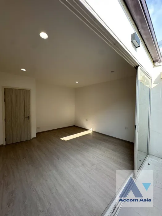 9  3 br House For Rent in Krungthep Kreetha ,Bangkok  at Nue Verse Krungthep Kreetha AA45846