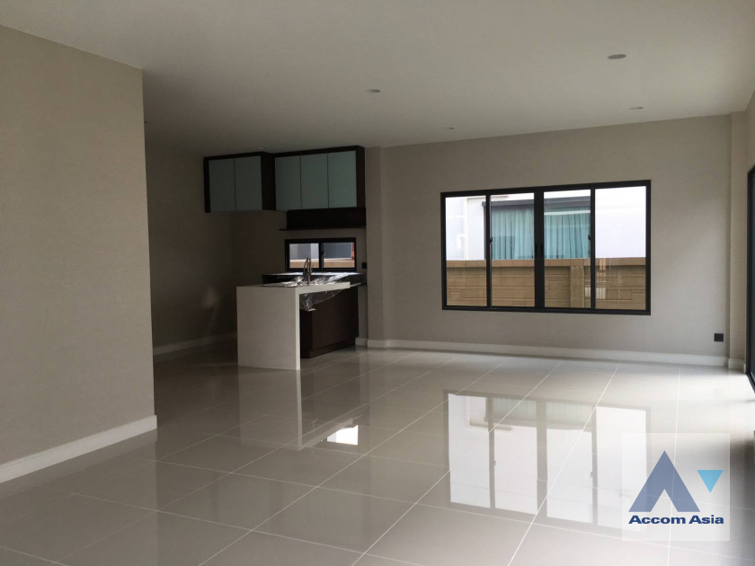  1  4 br House For Rent in Krungthep Kreetha ,Bangkok  at Setthasiri Krungthep Kreetha 1  AA45848