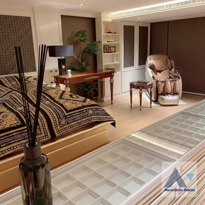 30  3 br Condominium for rent and sale in Ploenchit ,Bangkok BTS Chitlom at Na Vara Residence AA45852