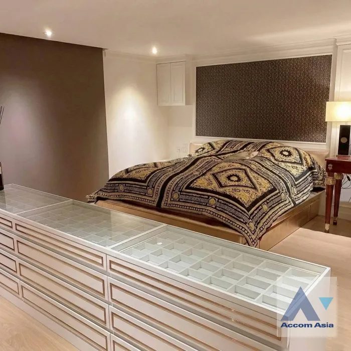 32  3 br Condominium for rent and sale in Ploenchit ,Bangkok BTS Chitlom at Na Vara Residence AA45852