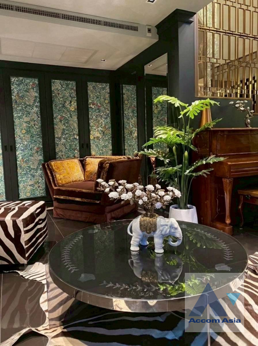 15  3 br Condominium for rent and sale in Ploenchit ,Bangkok BTS Chitlom at Na Vara Residence AA45852