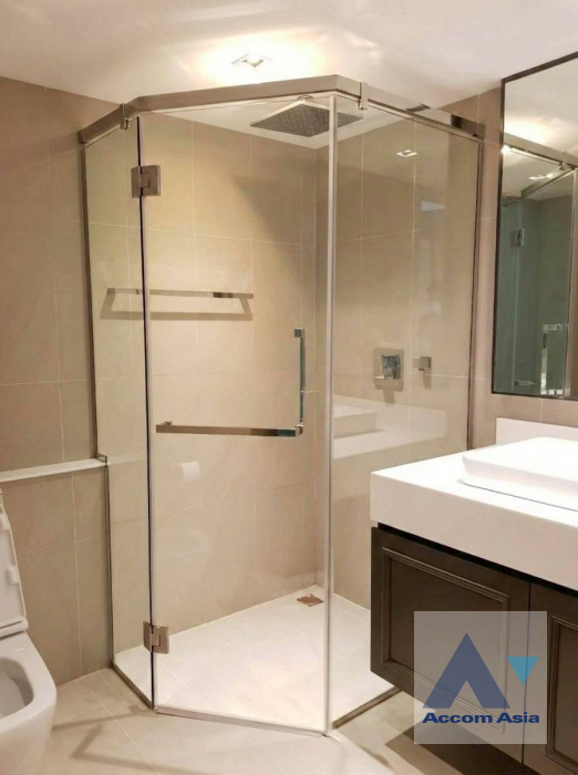 37  3 br Condominium for rent and sale in Ploenchit ,Bangkok BTS Chitlom at Na Vara Residence AA45852