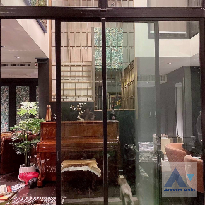 7  3 br Condominium for rent and sale in Ploenchit ,Bangkok BTS Chitlom at Na Vara Residence AA45852