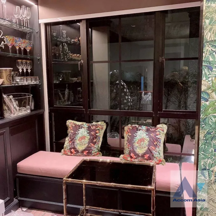 5  3 br Condominium for rent and sale in Ploenchit ,Bangkok BTS Chitlom at Na Vara Residence AA45852