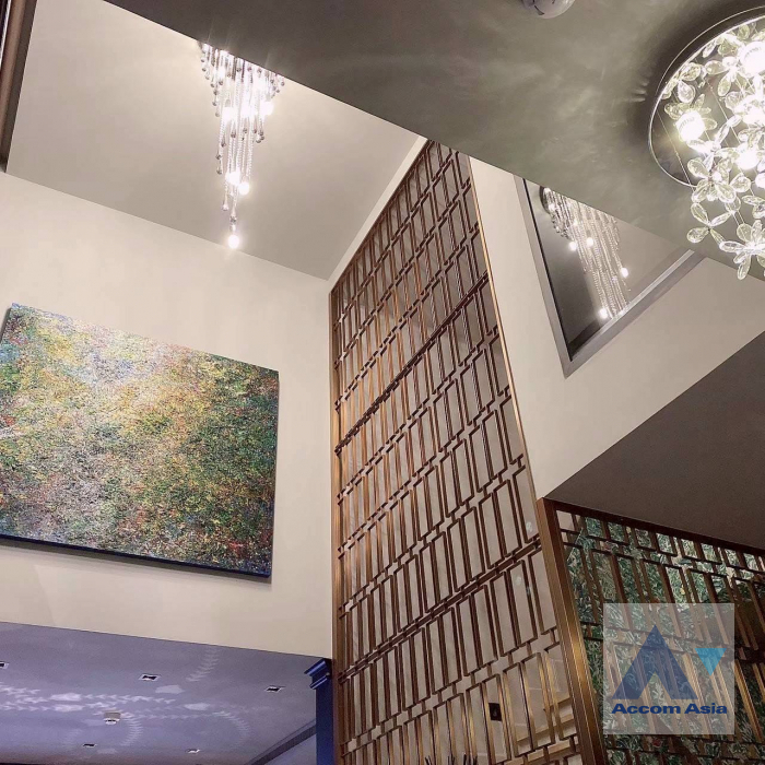 22  3 br Condominium for rent and sale in Ploenchit ,Bangkok BTS Chitlom at Na Vara Residence AA45852