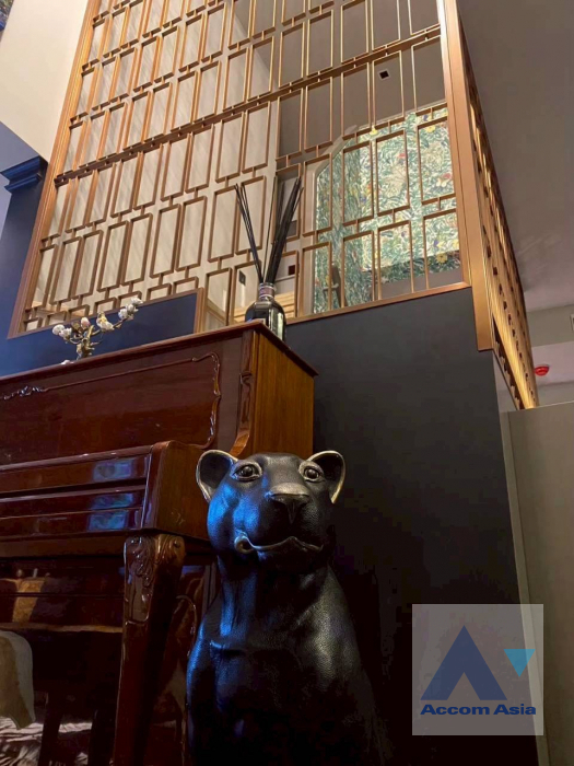 21  3 br Condominium for rent and sale in Ploenchit ,Bangkok BTS Chitlom at Na Vara Residence AA45852