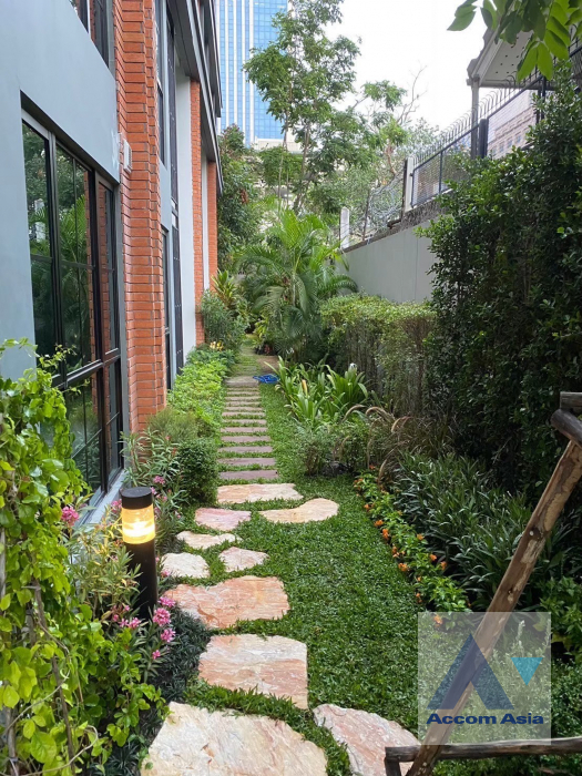 42  3 br Condominium for rent and sale in Ploenchit ,Bangkok BTS Chitlom at Na Vara Residence AA45852