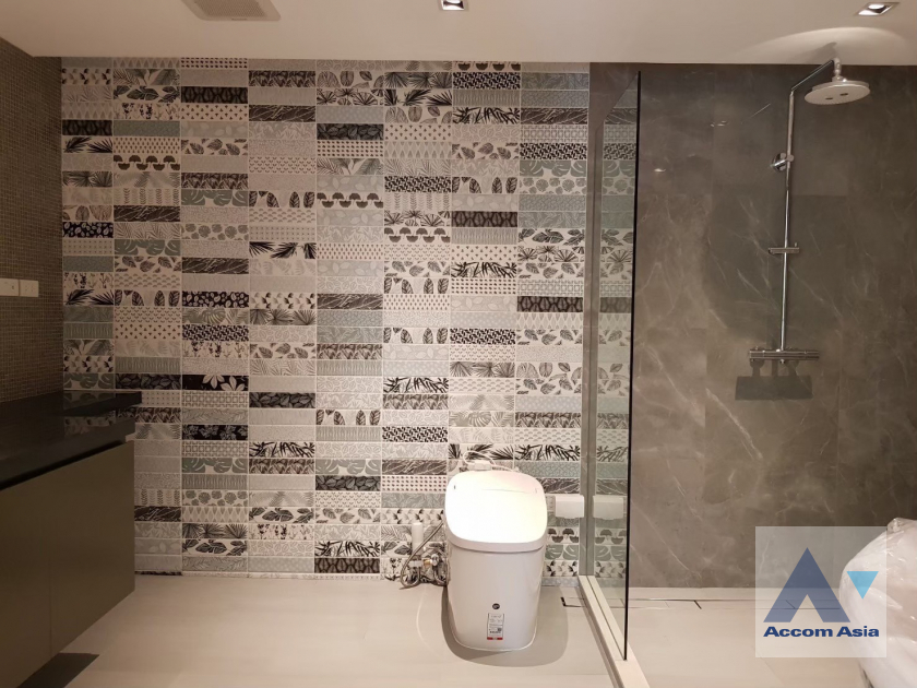 38  3 br Condominium for rent and sale in Ploenchit ,Bangkok BTS Chitlom at Na Vara Residence AA45852