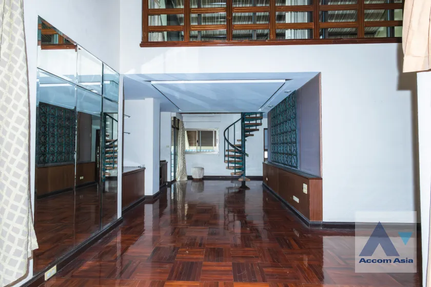 39  House For Rent in Sukhumvit ,Bangkok BTS Phrom Phong AA45857
