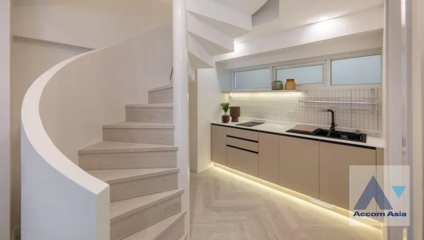 6  2 br Condominium For Sale in Sukhumvit ,Bangkok BTS Thong Lo at Thonglor Tower AA45858