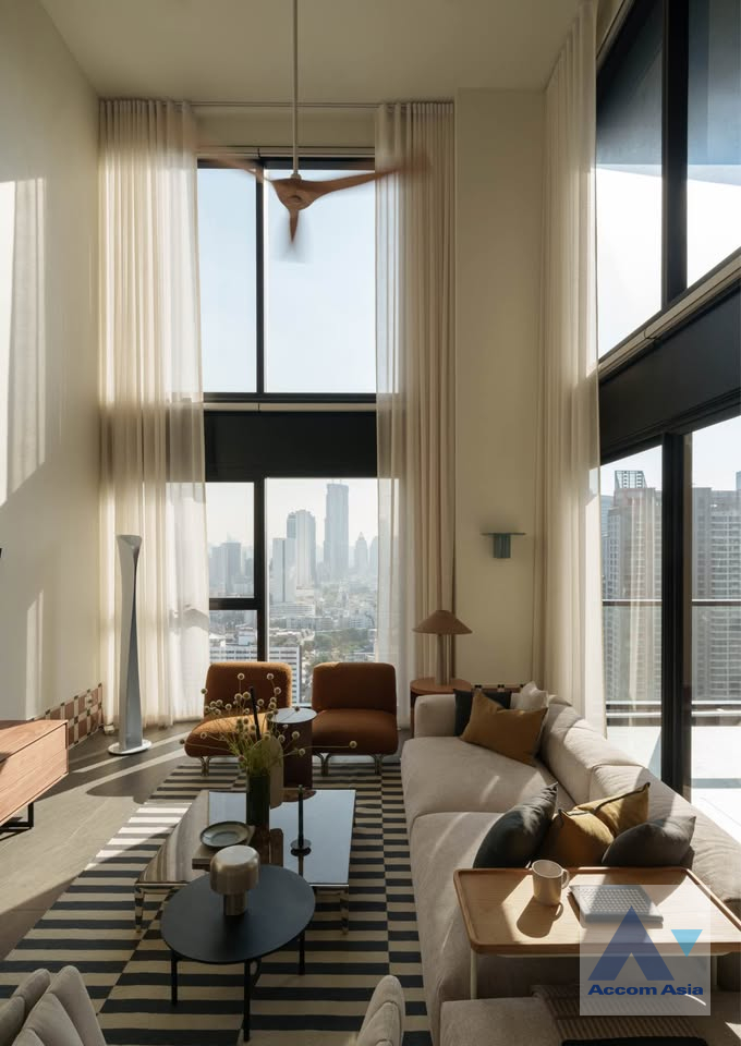 4  2 br Condominium For Rent in Silom ,Bangkok BTS Surasak at The Lofts Silom AA45861