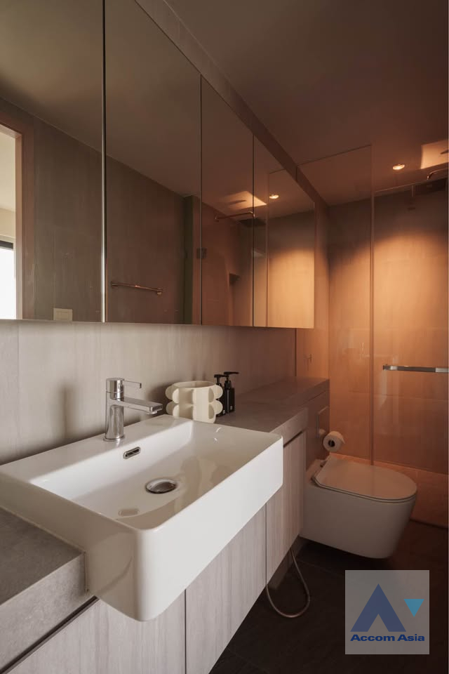 14  2 br Condominium for rent and sale in Silom ,Bangkok BTS Surasak at The Lofts Silom AA45861