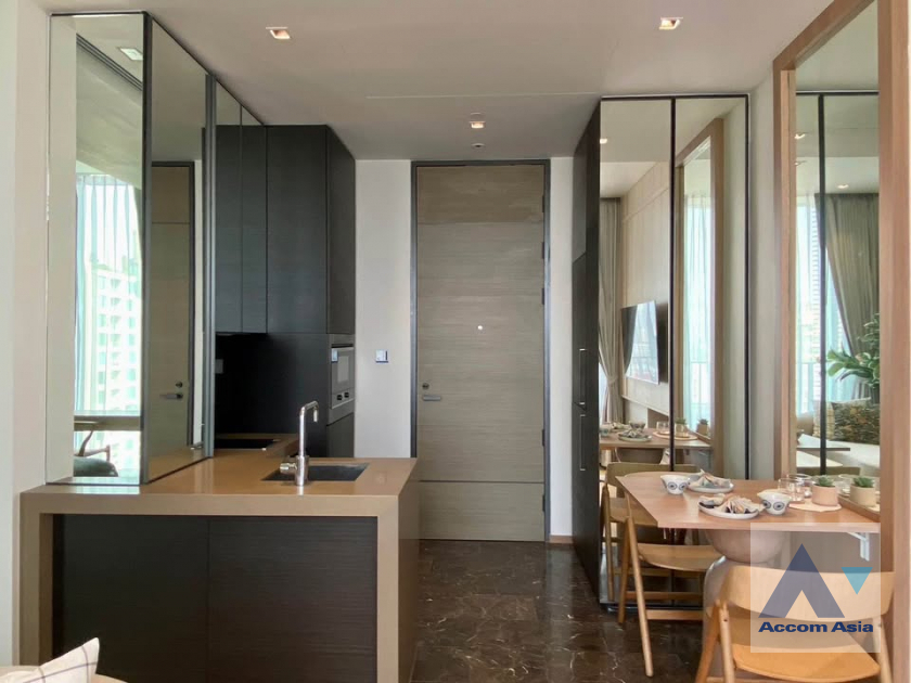 6  1 br Condominium For Rent in Ploenchit ,Bangkok BTS Chitlom at 28 Chidlom AA45862