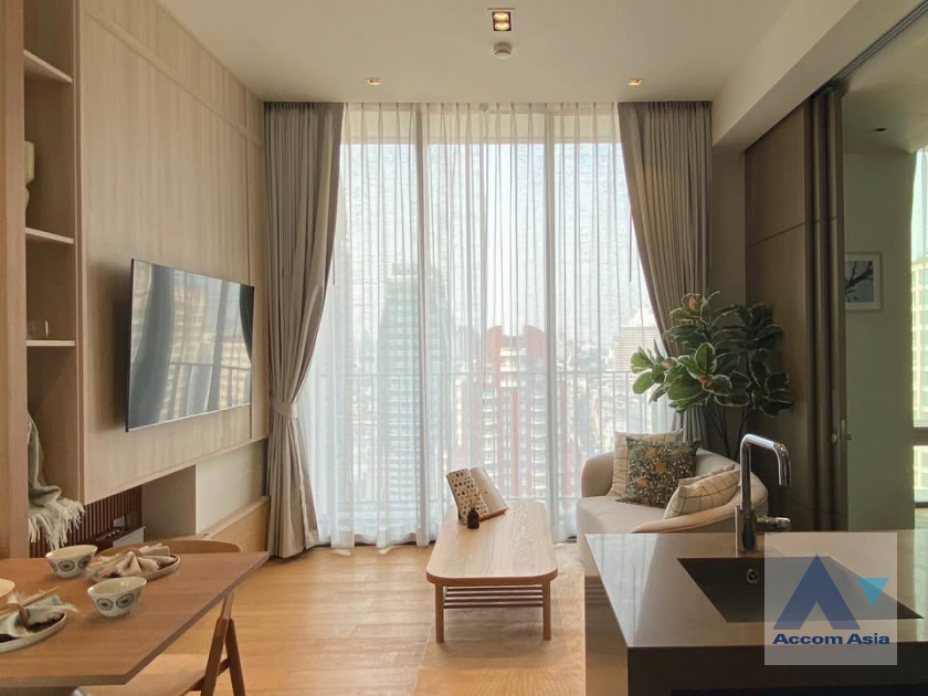  2  1 br Condominium For Rent in Ploenchit ,Bangkok BTS Chitlom at 28 Chidlom AA45862