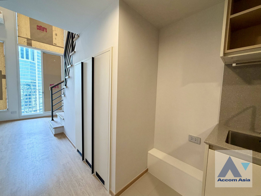 5  1 br Condominium For Sale in Silom ,Bangkok MRT Silom at Culture Chula AA45863