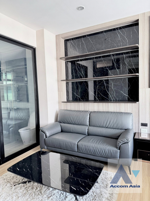 14  3 br Townhouse For Rent in Krungthep Kreetha ,Bangkok  at Nirvana Define Srinakarin-Rama9 AA45866