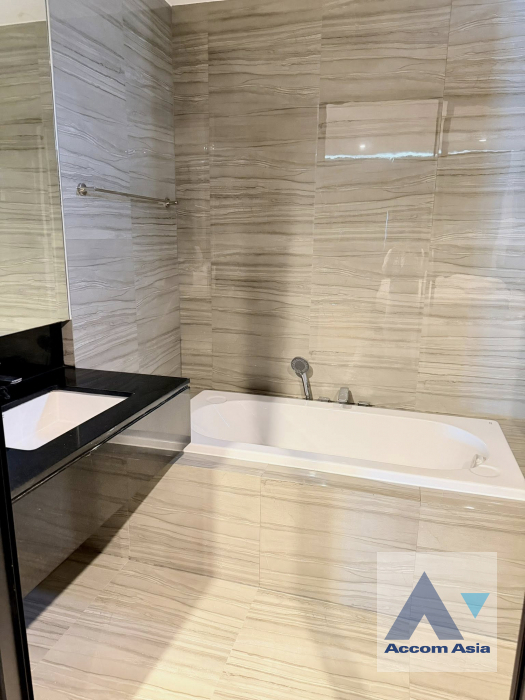 24  3 br Townhouse For Rent in Krungthep Kreetha ,Bangkok  at Nirvana Define Srinakarin-Rama9 AA45866