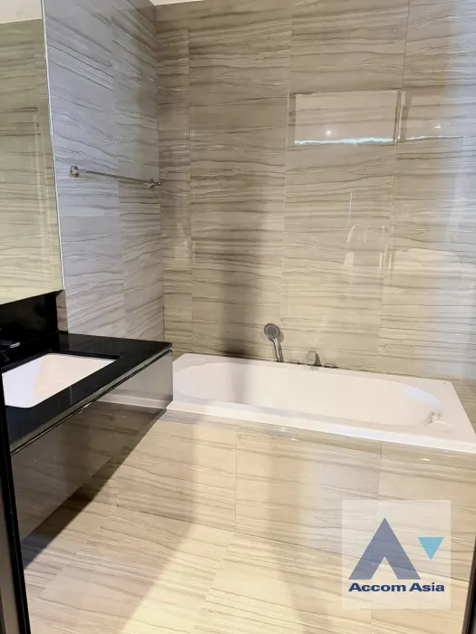 24  3 br Townhouse For Rent in Krungthep Kreetha ,Bangkok  at Nirvana Define Srinakarin-Rama9 AA45866