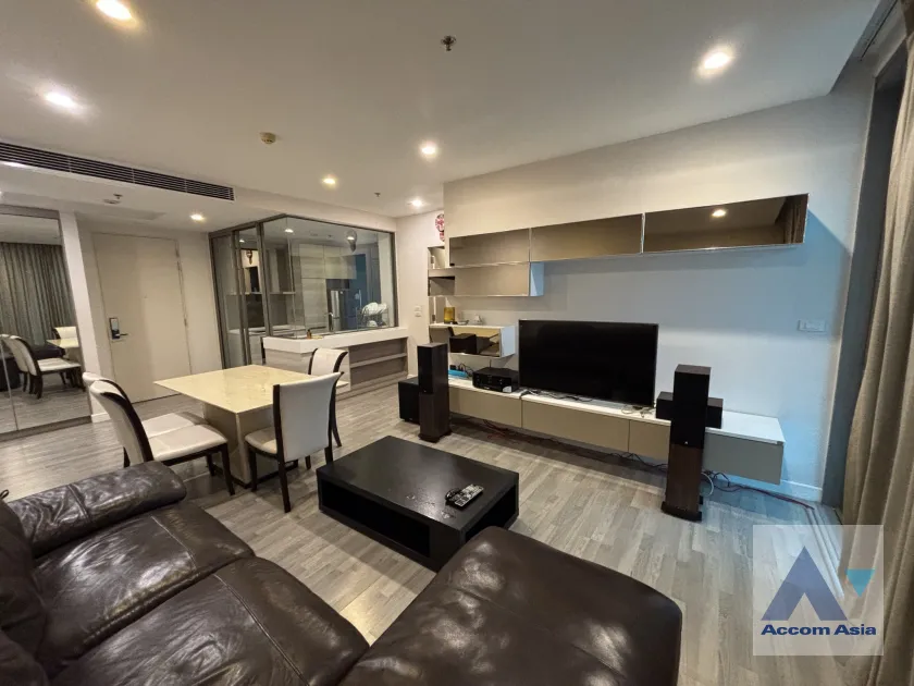 unitFully Furnished, Corner Unit |  2 Bedrooms  Condominium For Rent & Sale in Charoen Nakhon, Bangkok  near BTS Wongwian Yai (AA45867)