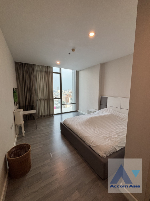 12  2 br Condominium for rent and sale in Charoen Nakhon ,Bangkok BTS Wongwian Yai at The Room Wongwian Yai AA45867