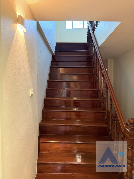 10  4 br Townhouse For Rent in Sathorn ,Bangkok BTS Saint Louis AA45870