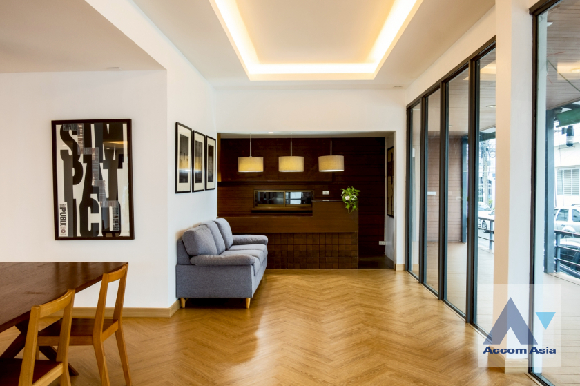  1  4 br Townhouse for rent and sale in Ratchadaphisek ,Bangkok MRT Rama 9 AA45871