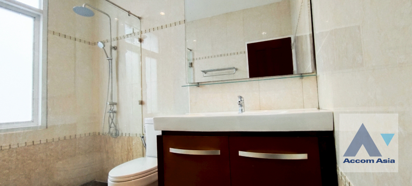 9  4 br Townhouse for rent and sale in Ratchadaphisek ,Bangkok MRT Rama 9 AA45871