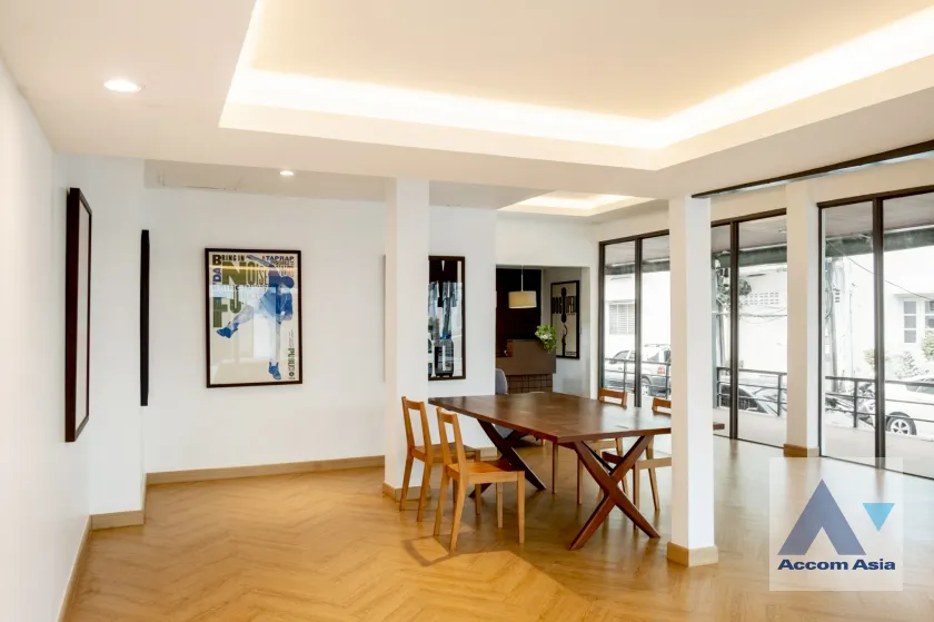 unitHome Office |  4 Bedrooms  Townhouse For Rent & Sale in Ratchadaphisek, Bangkok  near MRT Rama 9 (AA45871)