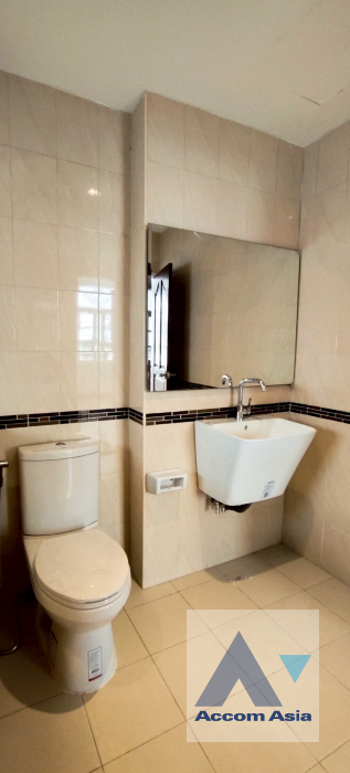 10  4 br Townhouse for rent and sale in Ratchadaphisek ,Bangkok MRT Rama 9 AA45871