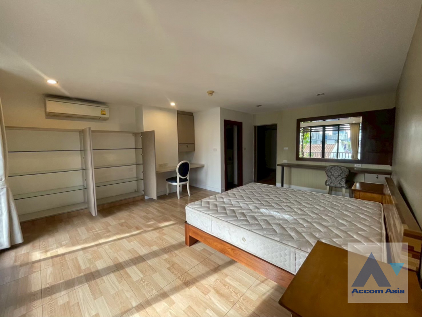 7  3 br Condominium for rent and sale in Sukhumvit ,Bangkok BTS Ekkamai at Cross Creek AA45879