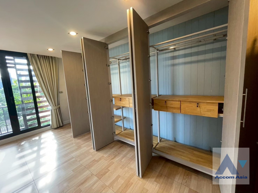 14  3 br Condominium for rent and sale in Sukhumvit ,Bangkok BTS Ekkamai at Cross Creek AA45879