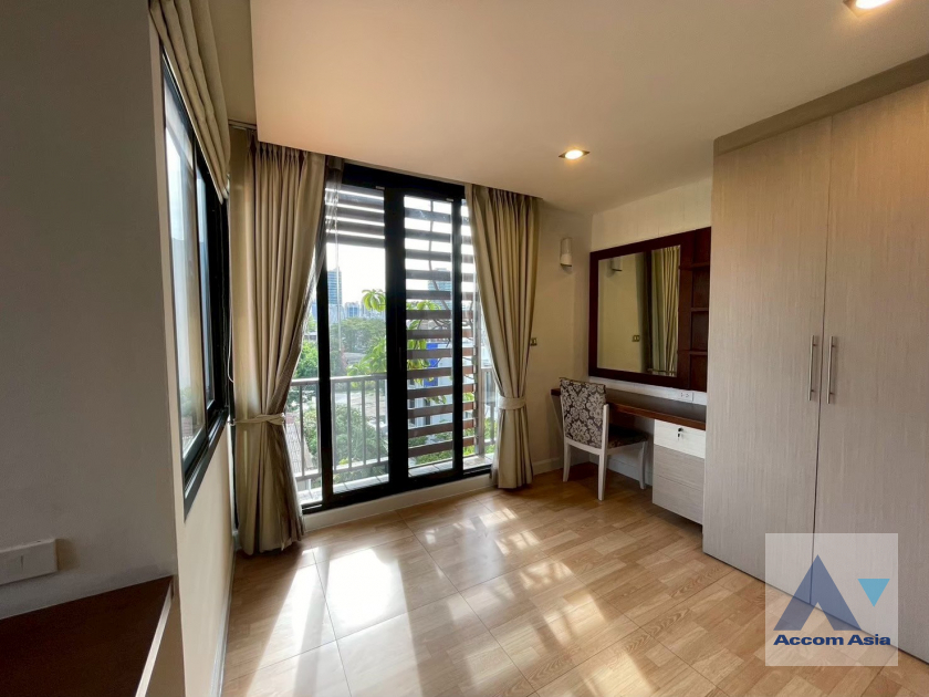 12  3 br Condominium for rent and sale in Sukhumvit ,Bangkok BTS Ekkamai at Cross Creek AA45879